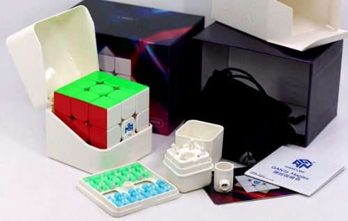 GAN 16 Max UV